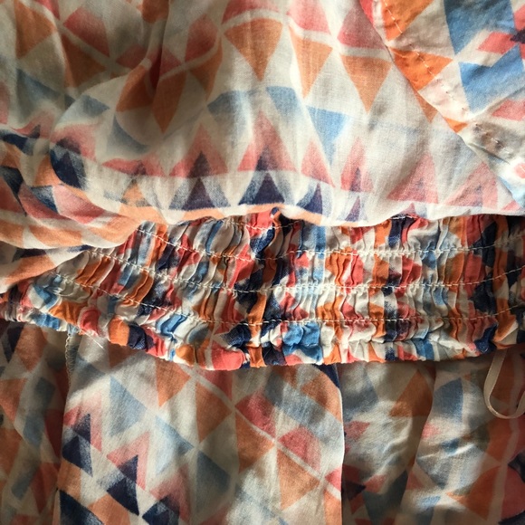 🌞 Surf Gypsy Off-shoulder Flowy Top - Picture 3 of 4